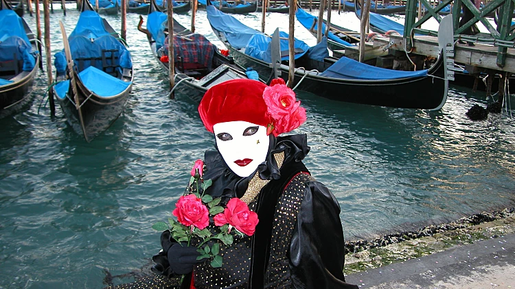 חיים בסרט: קרנבל המסכות בונציה
