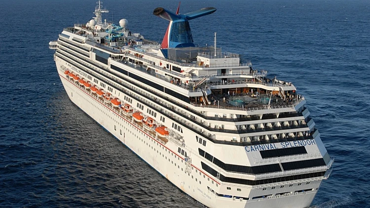 שיט על ספינת קרניבל קרוז