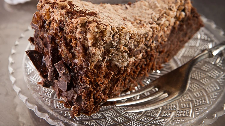 עוגת קרם שוקולד ואגוזי לוז של פסקל פרץ רובין