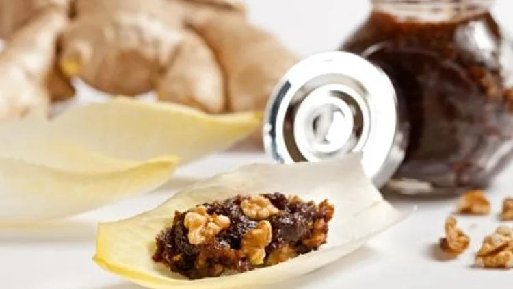 אנדיב עם חרוסת