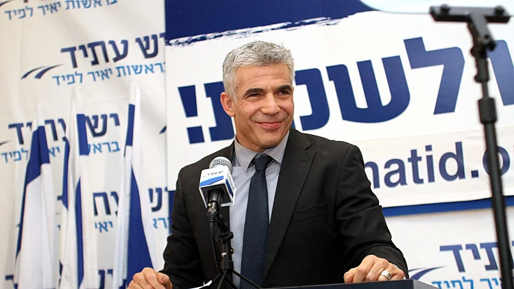 יאיר לפיד נואם לאחר קבלת תוצאות המדגם במטה יש עתיד בבית סוקולוב