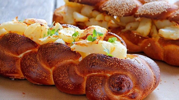 קיש גבינות ותפו''א בחלה