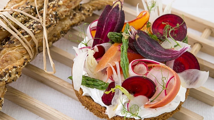 קיש ירקות טריים