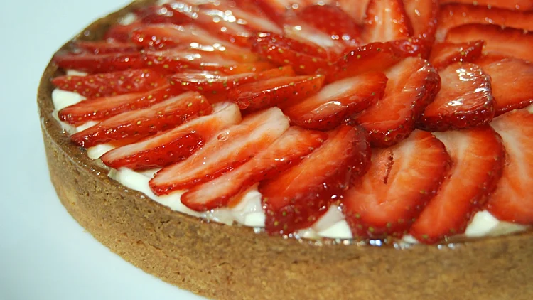 טארט תותים - מתוך קורס קונדיטוריה לגעת באוכל