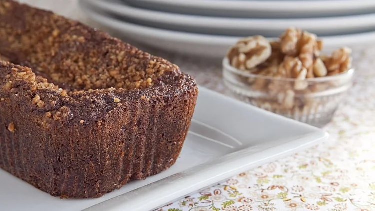 עוגת אגוזים בחושה