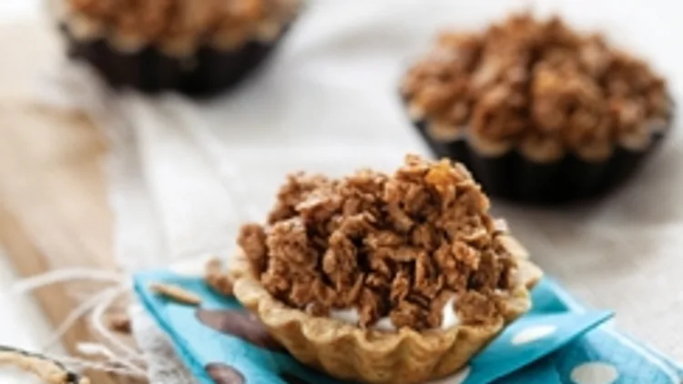 רושם בקלות: טארטלטים במילוי מוס שוקולד