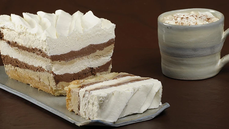 עוגת טירמיסו מתוך הספר "קפה ועוד" של אלינוער רבין ואילן שנהב