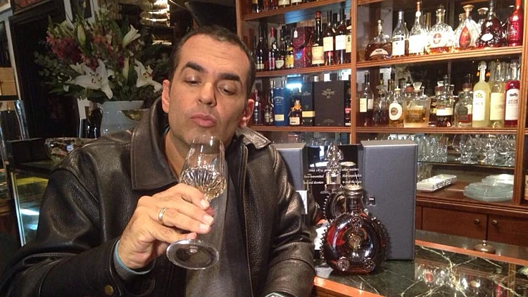 רק 80 אלף ש"ח • הקוניאק היקר בעולם נחת בישראל