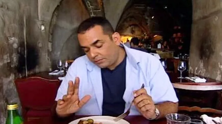 ניב גלבוע במסעדת יועזר