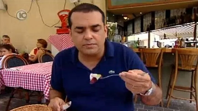 ניב גלבוע במסעדת איטלקיה בפשפשים