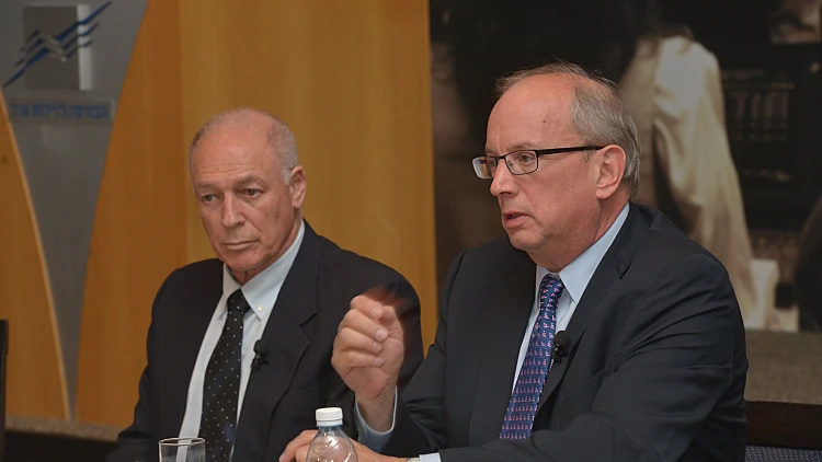 מנכ"ל הבורסה יוסי ביינארט (מימין) ויו"ר הבורסה אמנון נויבך