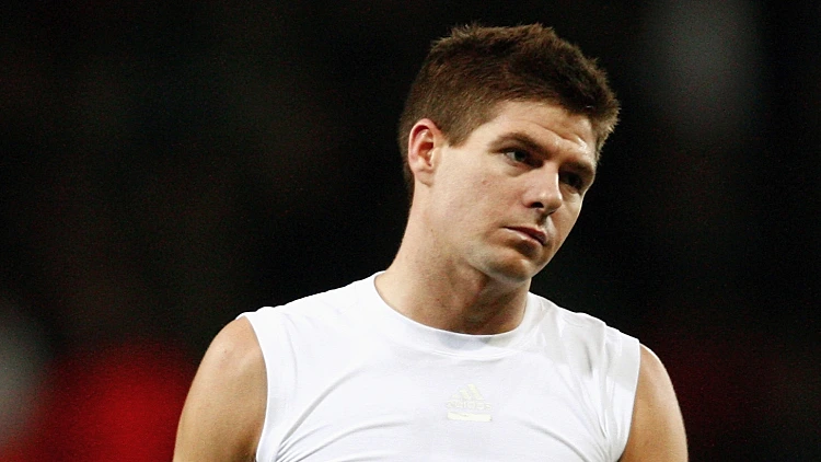 סטיבן ג'רארד קפטן קבוצת ליברפול בכדורגל