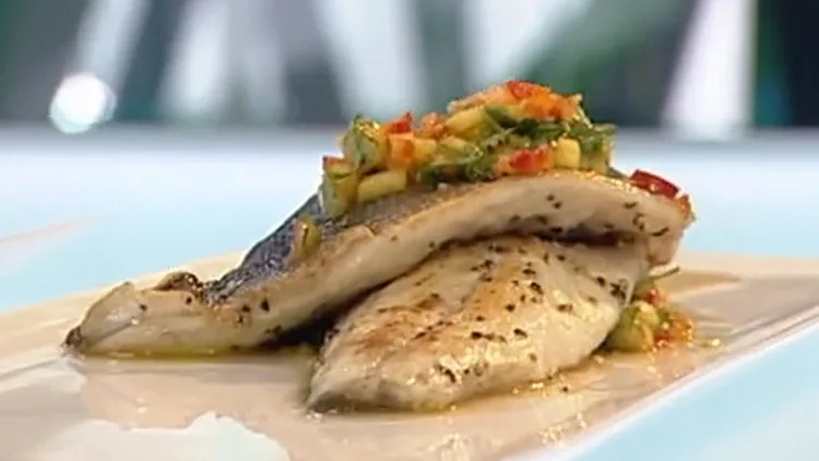 דג לברק עם צ׳ילי מתוך התוכנית של אהרוני 9.6.2011