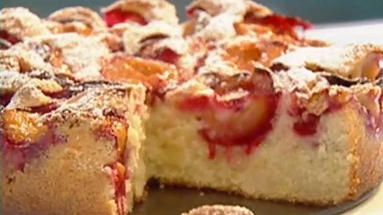 עוגת שזיפים