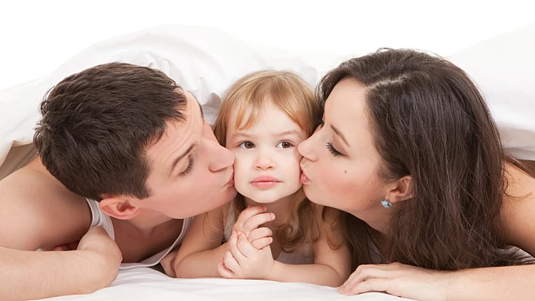 ילד של אמא ילדה של אבא