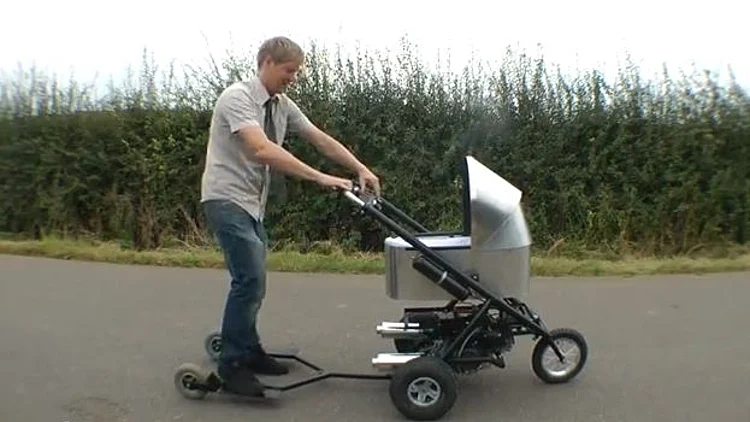 עגלה ממונעת