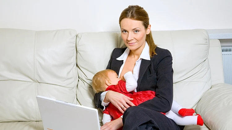 הנקה וחזרה לעבודה