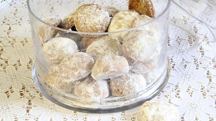 כדורי פיסטוקים פריכים