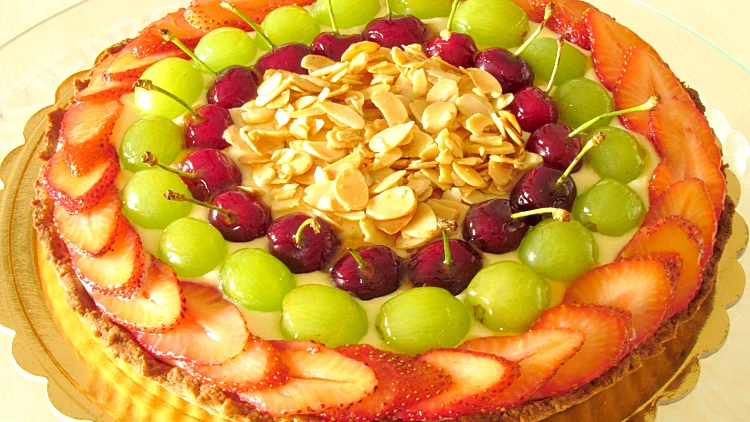 טארט פירות וקרם פטיסייר