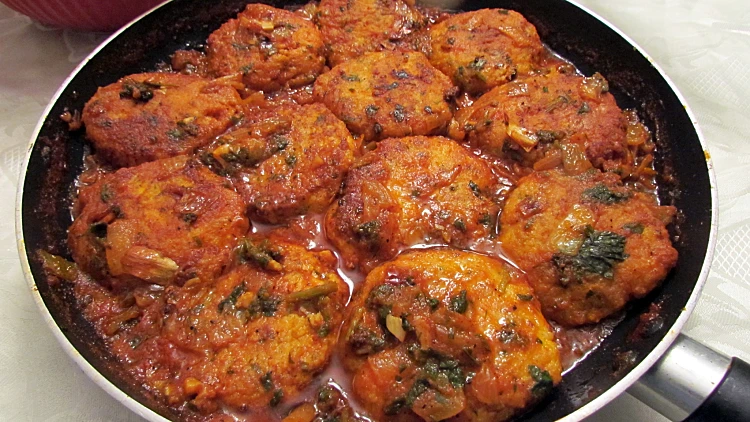 קציצות דגים ברוטב עגבניות