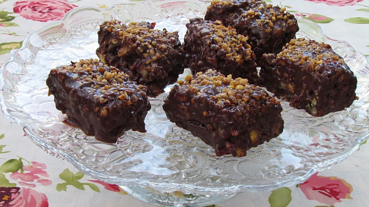 קוביות שוקולד מושחתות