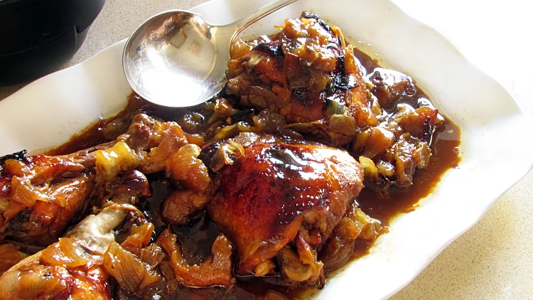 כרעי עוף עם תפוחים בשקית קוקי