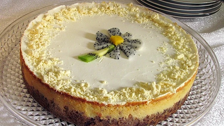 עוגת גבינה עם שוקולד לבן