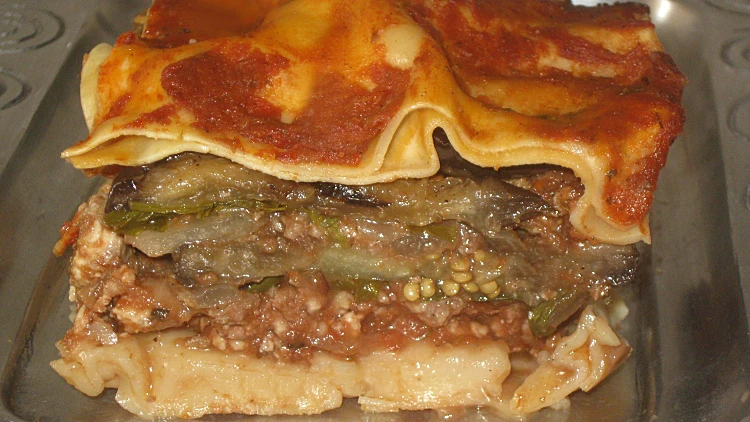 לזנסקה - שילוב של לזניה עם מוסקה - סופשבוע עם חיהל'ה