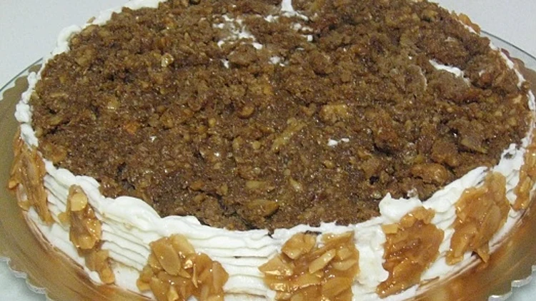 עוגת עקיצת הדבורה - סופשבוע עם חיהל'ה