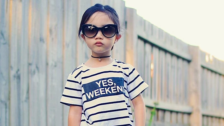 רק בת 3 וכבר שוברת את האינסטגרם עם הסטייל שלה