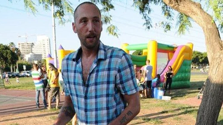 השקה בספורטק