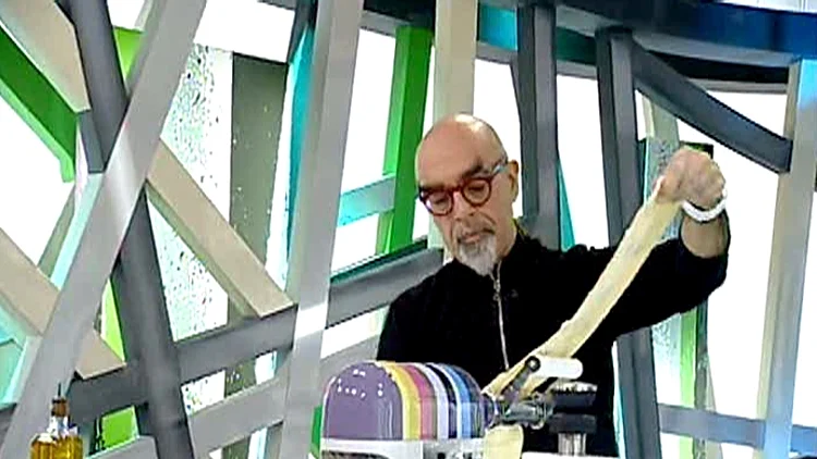 אהרוני מבשל 29.11.2010