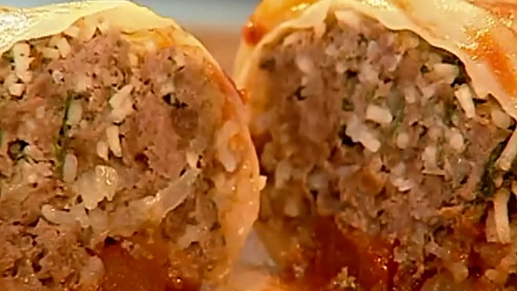 כרוב ממולא מתוך התוכנית של אהרוני 6.2.2011