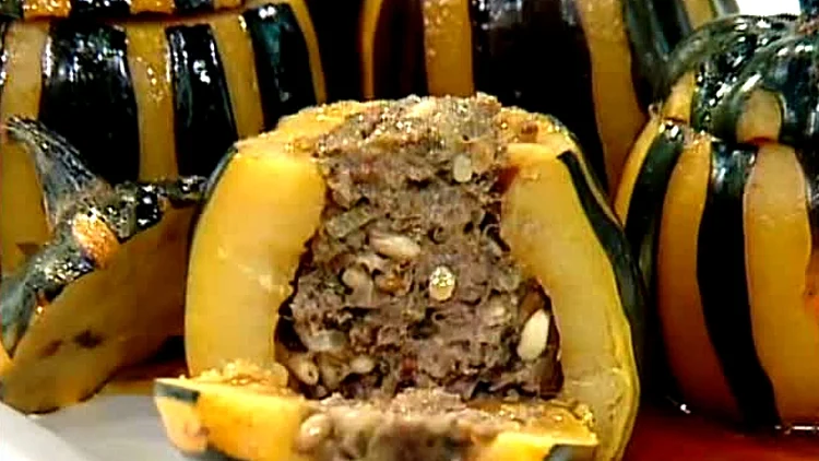 דלעת ערמונים במילוי בשר מתוך התוכנית של אהרוני 02.01.2011