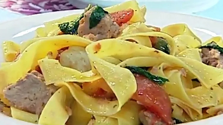 פסטה עם טונה מתוך התוכנית של אהרוני 1.3.2011