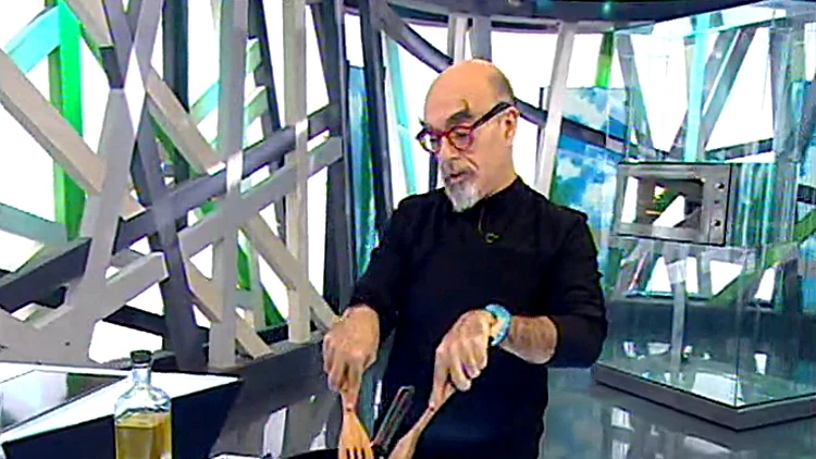 אהרוני מבשל 26.11.2010