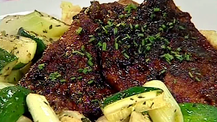 סקלופיני עגל חלב בחומץ בלסמי מתוך התוכנית של אהרוני 6.1.2011