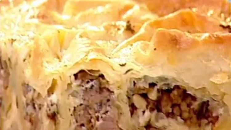 שושני בצק פילו ממולאים בבשר טחון