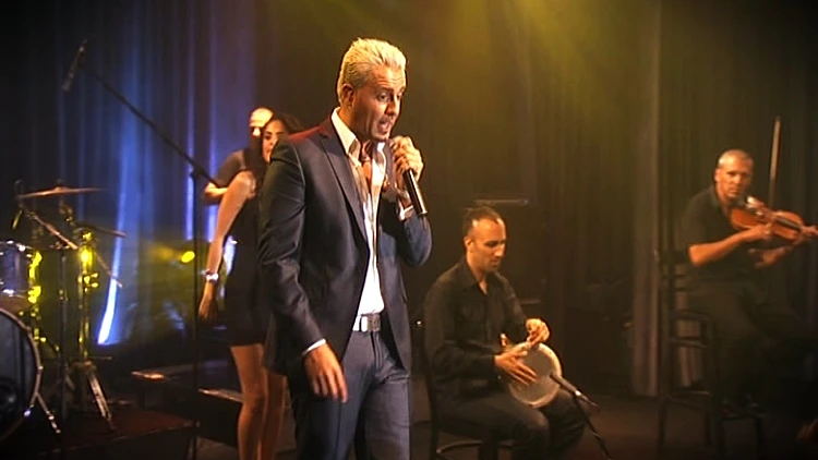 קובי פרץ מופיע בתוכנית היפה והחנון, עונה שנייה