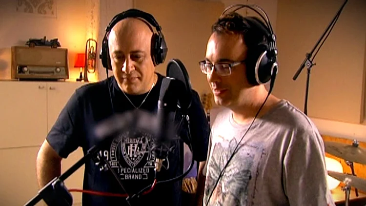 ירון אילן וירון באולפן, מתוך פרק 11, היפה והחנון 2