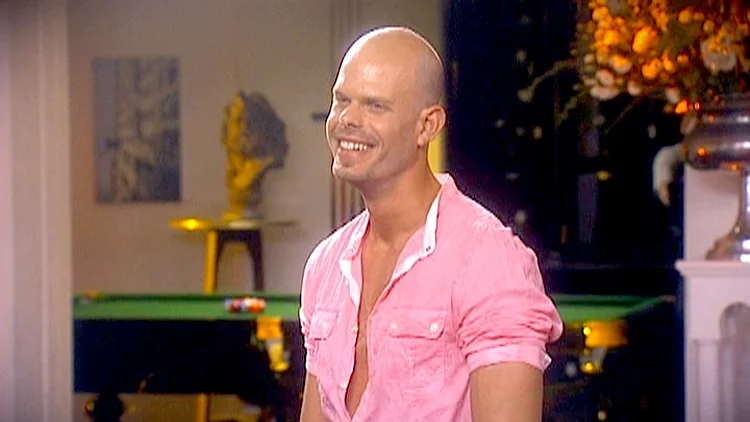 אור לאחר המהפך, מתוך פרק 7, היפה והחנון עונה 2