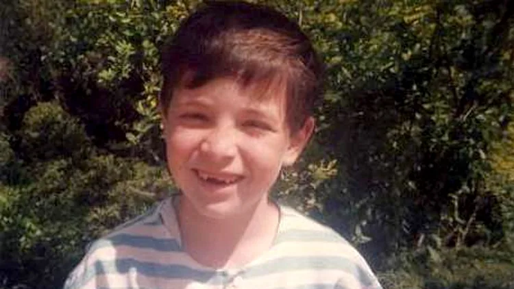 תמונות ילדות של אלון בלומנטל, היפה והחנון, עונה שנייה