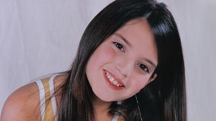 תמונות ילדות של ליטל, מתוך התוכנית היפה והחנון, עונה שנייה