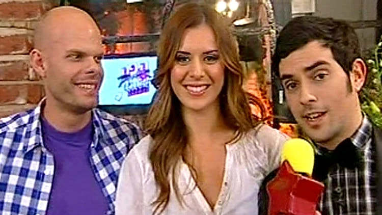 אור ונלה בראיון של ג'ייסון דנינו הולט מתוך תוכנית פינס מיוחדת כל גמר היפה והחנון 2