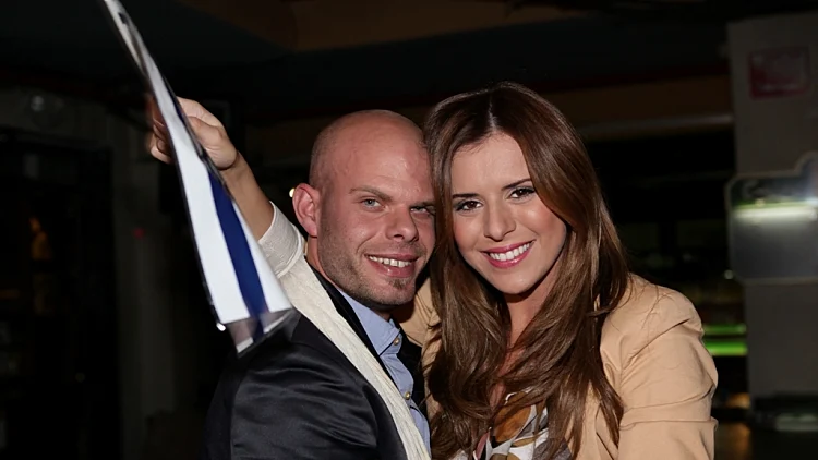 אור ונלה, גמר היפה והחנון