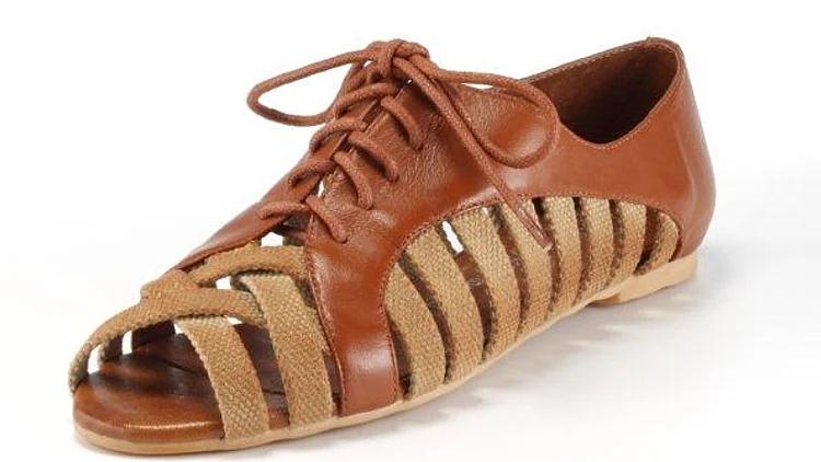 סנדלי עור עם רצועות בד בעיצוב ג'פרי קמפבל