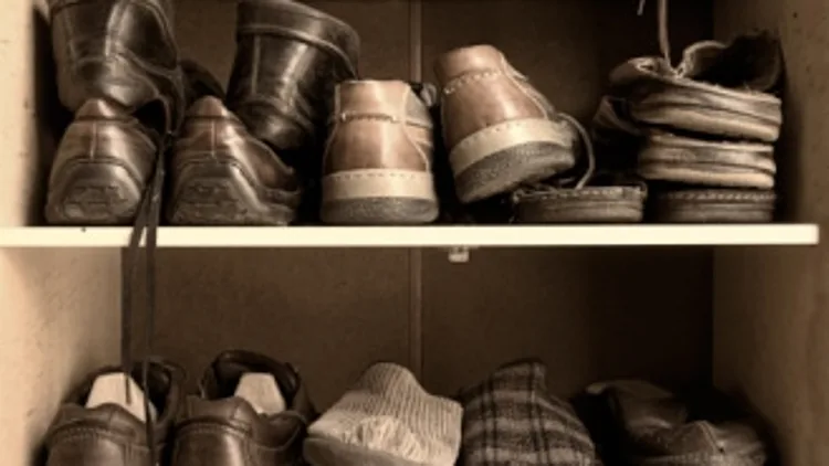 ארון נעליים