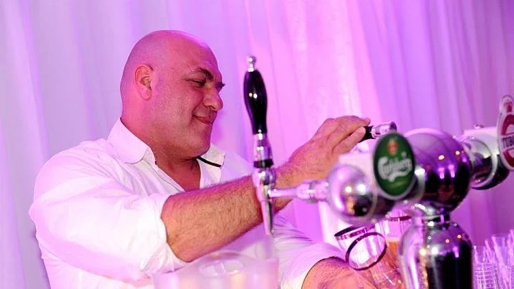 דיוויס דוד בעלים וסומלייה מסעדת פיש