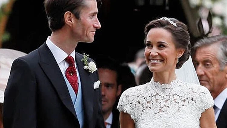 מאיפה השמלה של פיפה?