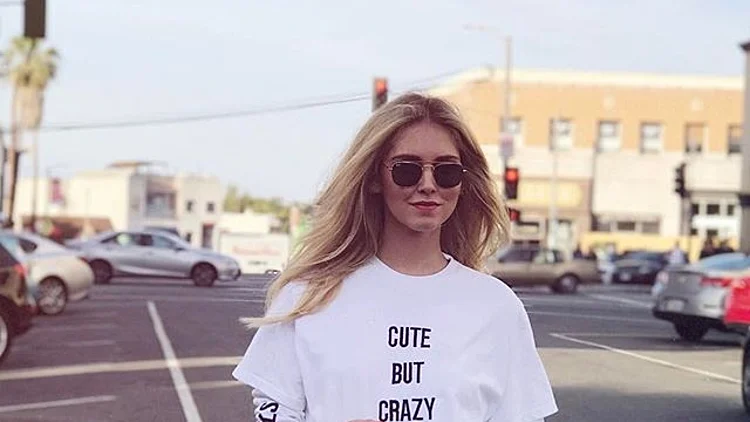 שרה נתניהו בחליפה של קסטרו